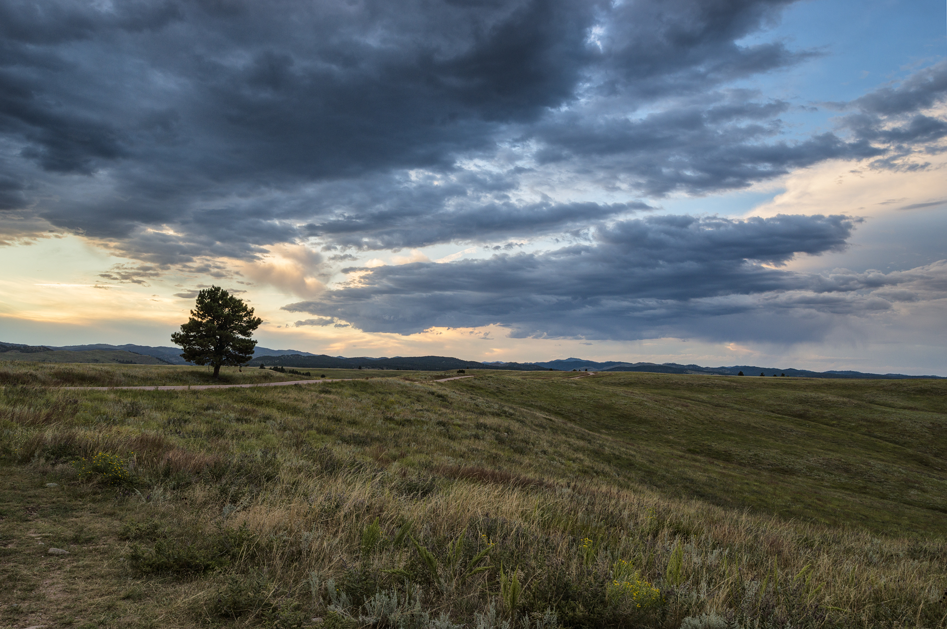 Along Red Valley Road